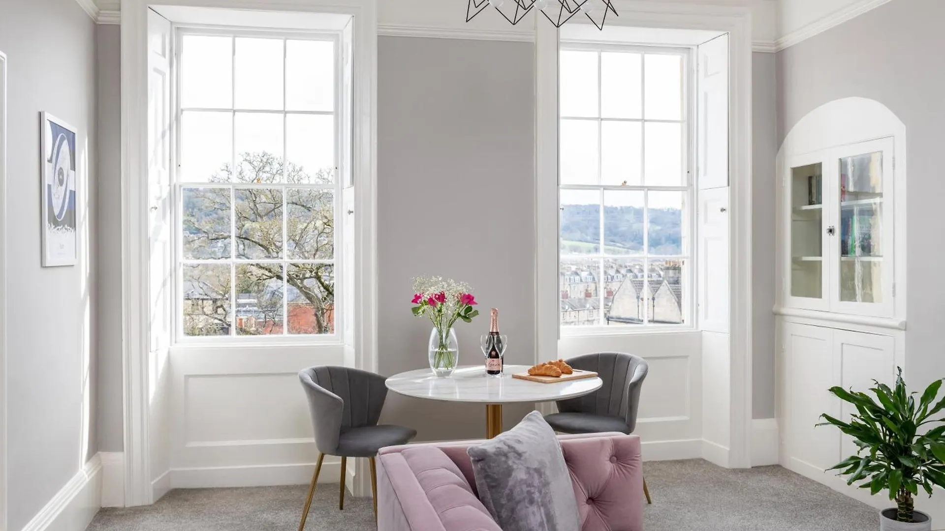 Luxury Georgian Escape, Central Bath